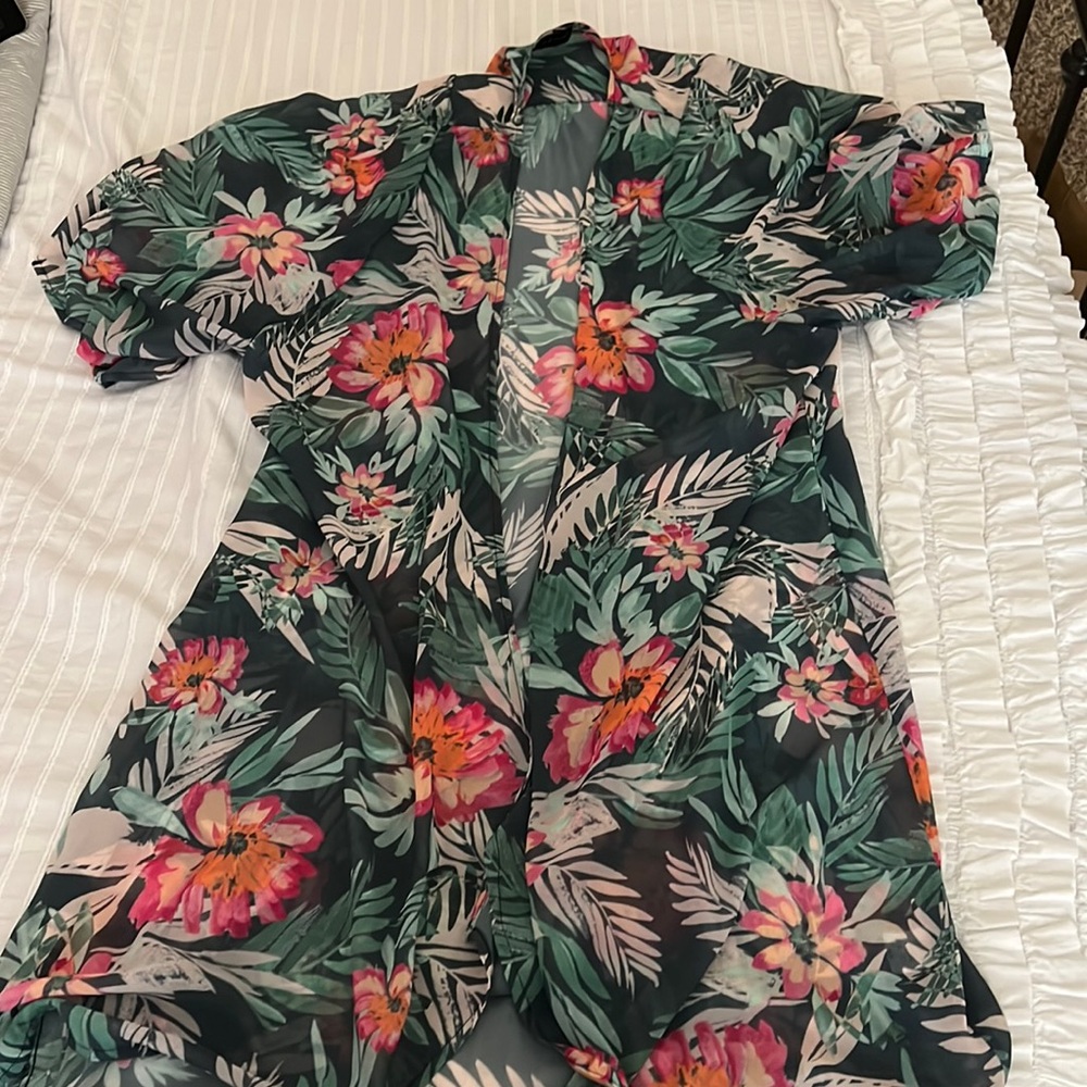 Flower flowy sweater